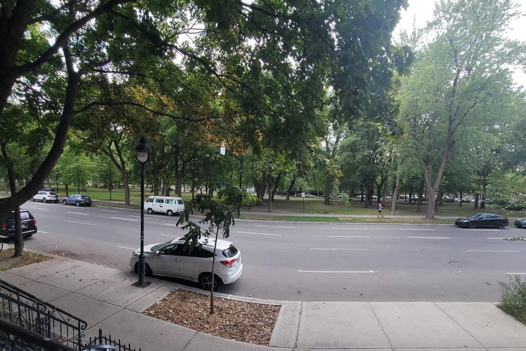 Blue Lounge ☆ Lafontaine Park ☆ Tv Cable Apartment Montreal Exterior foto